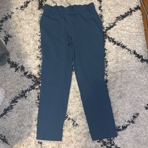 Lululemon on the fly pant